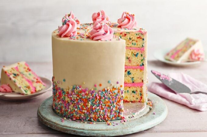 Milestone Anniversary Cakes That?ll Make You Go WOW