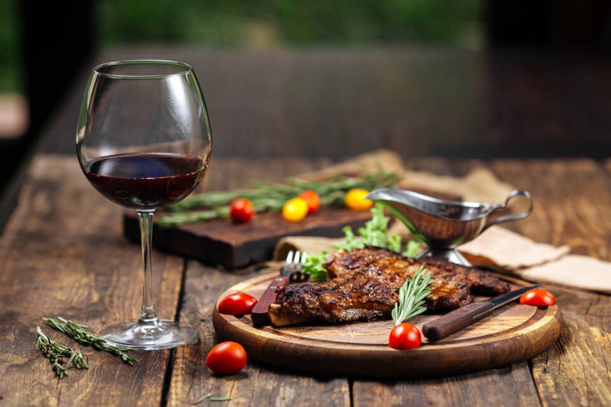 A Complete Guide to Cooking with Wine